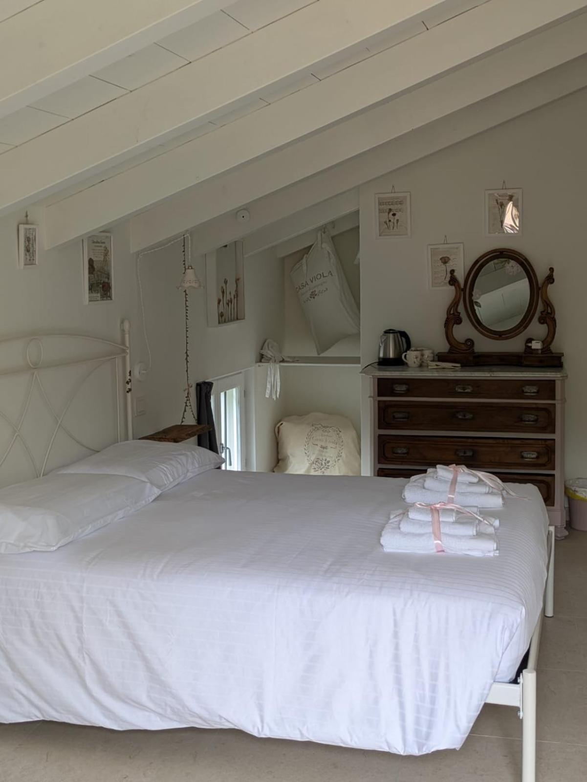 Casa Viola Bed And Breakfast Dimora Di Campagna Calice Ligure Exterior photo